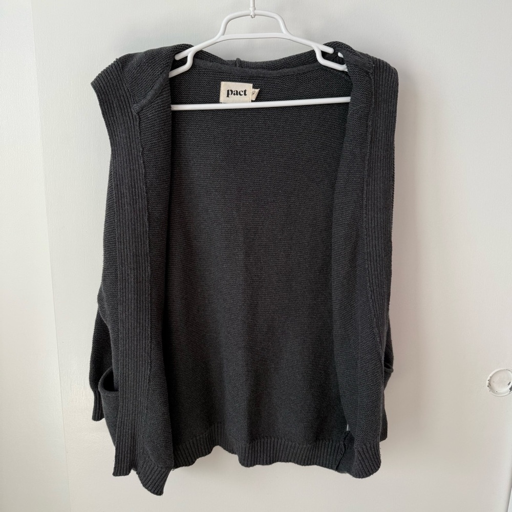 Pact Organic Cotton Hooded Open Front Cardigan with Pockets in Charcoal Gray - Picture 4 of 11